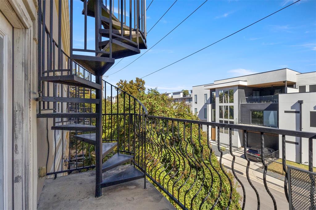 Versaille Condo - Residential Lease