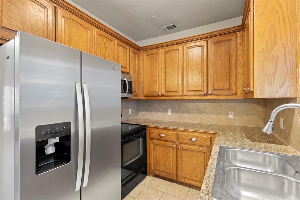 Versaille Condo - Residential Lease