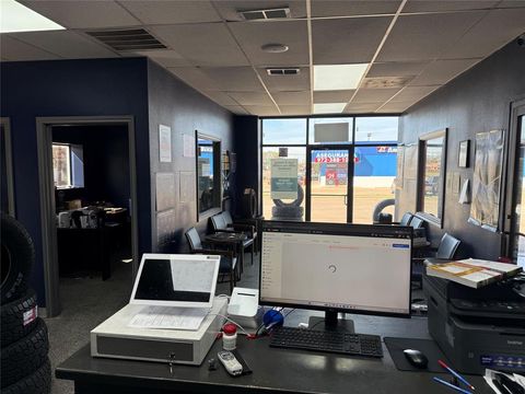 1106 S 1st Street Garland TX 75040