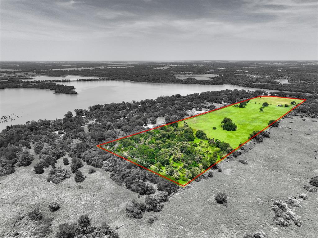 A030G P. Varela-Groesbeck, ACRES 29.11 - Land