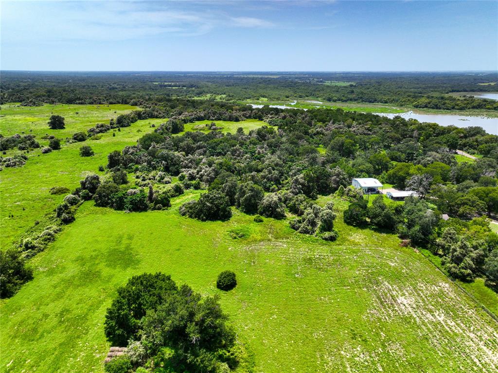 A030G P. Varela-Groesbeck, ACRES 29.11 - Land