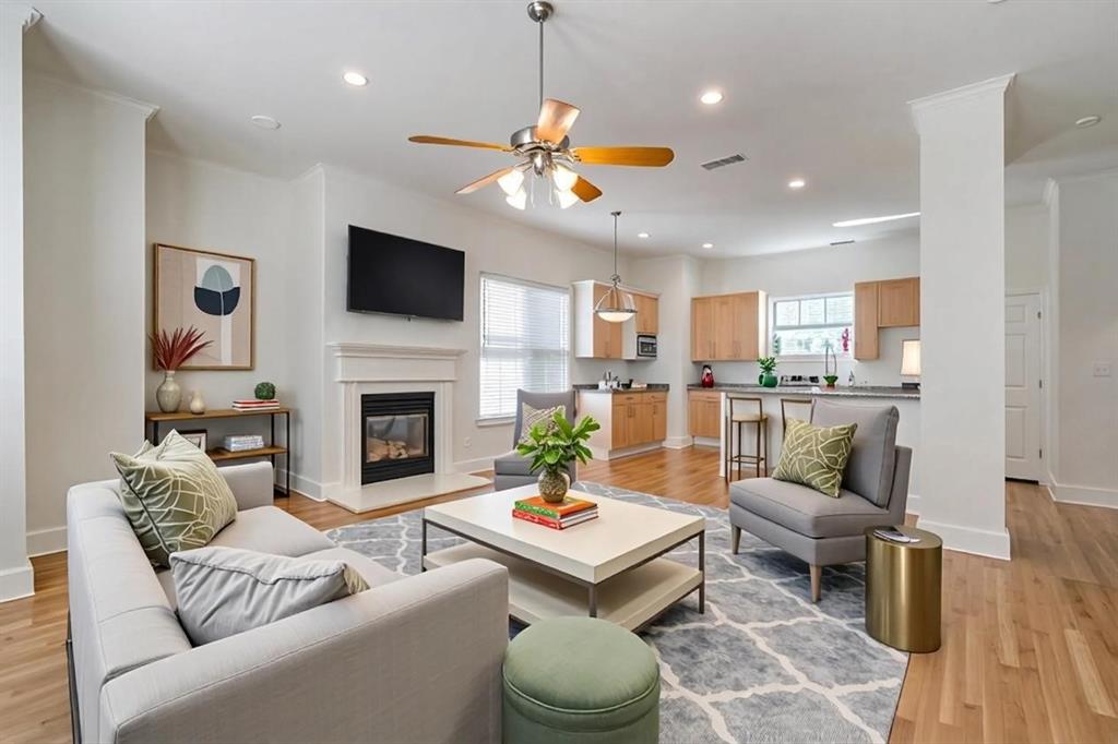 4717 Mckinney Avenue A