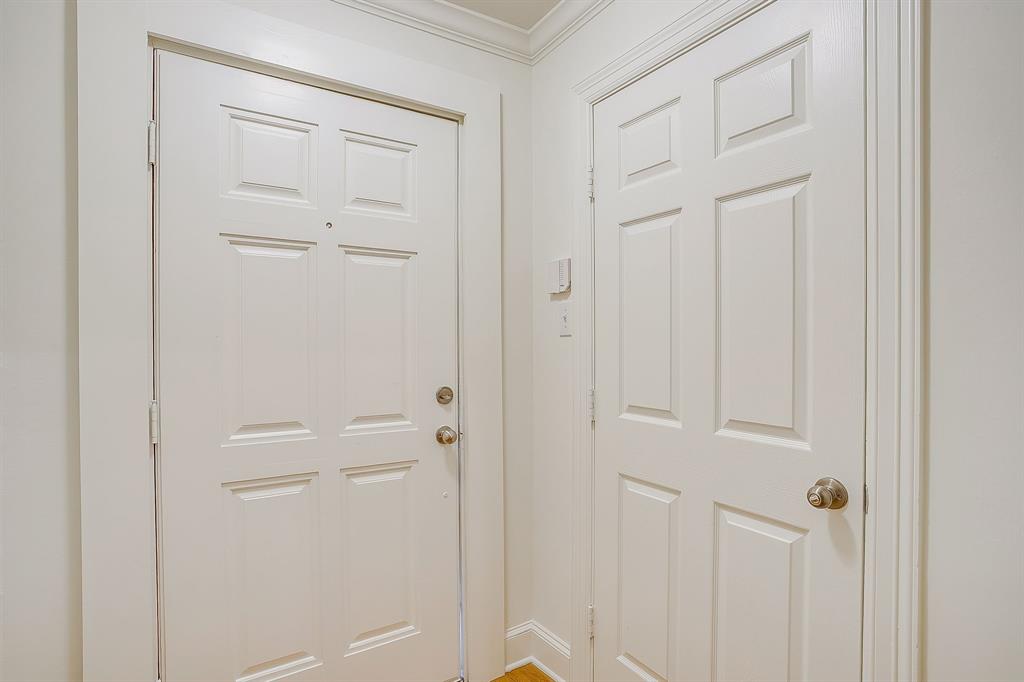 4717 Mckinney Avenue A