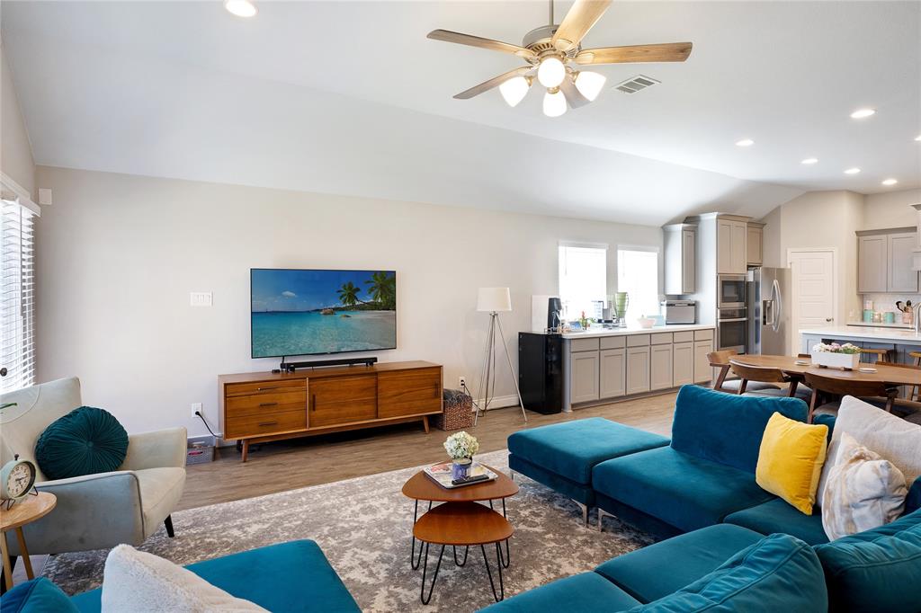 Pecan Square Ph 1c - Residential Lease