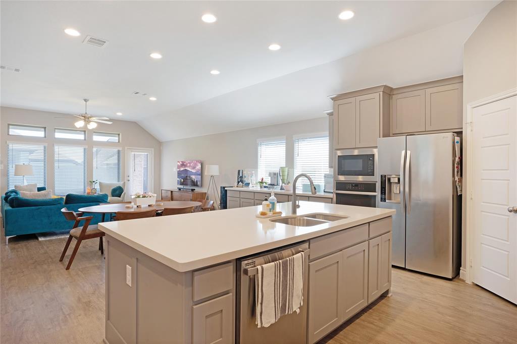 Pecan Square Ph 1c - Residential Lease