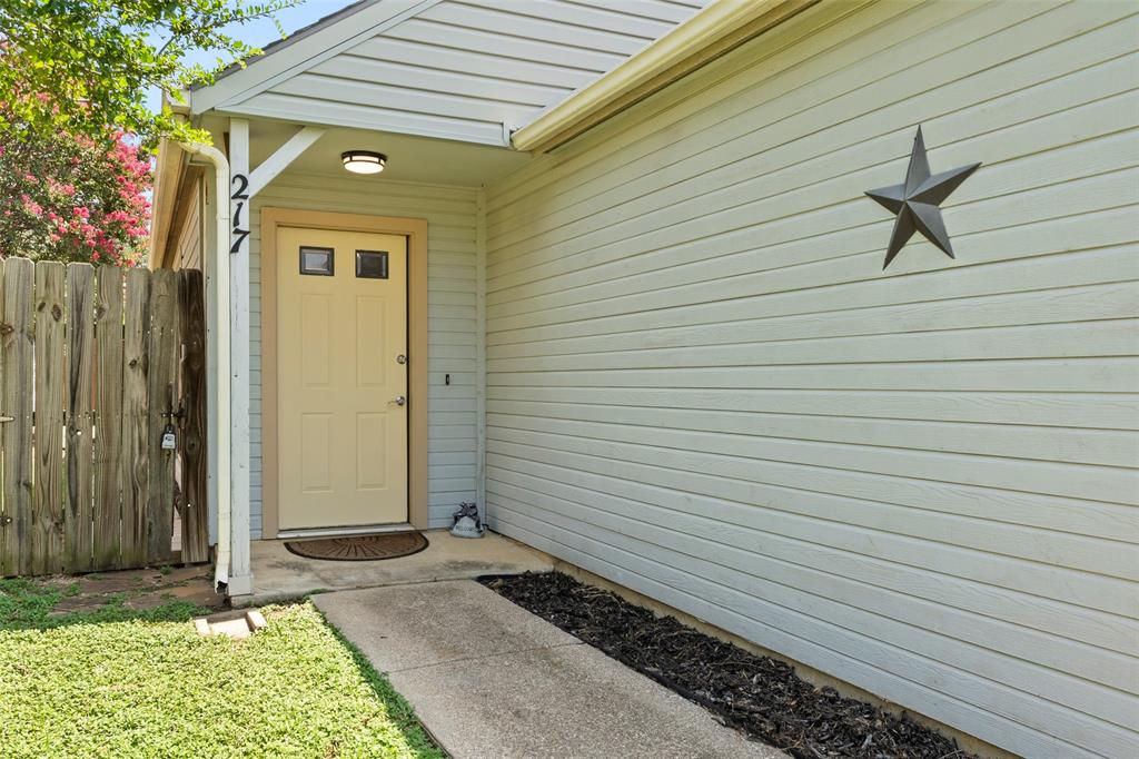 217 Teakwood Lane