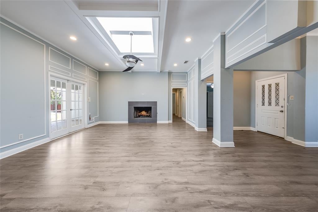2300 San Gabriel Drive