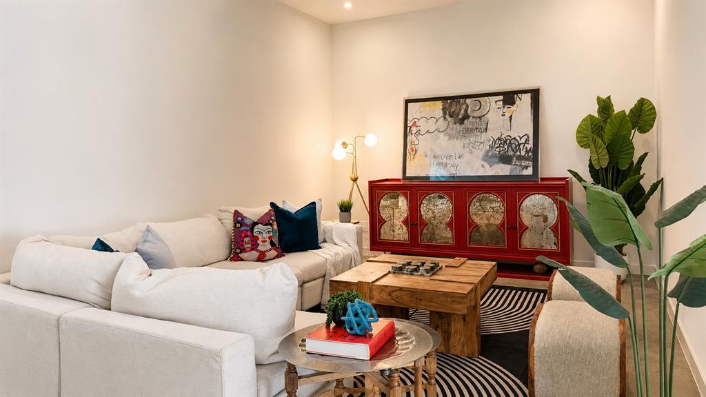 HILLCREST HOMES NO 2 - Residential