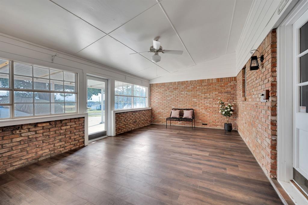 V Anderson Surv Abst #1 - Residential