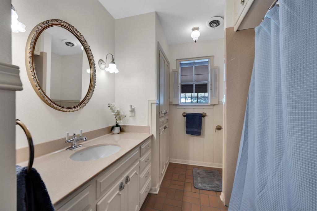 V Anderson Surv Abst #1 - Residential