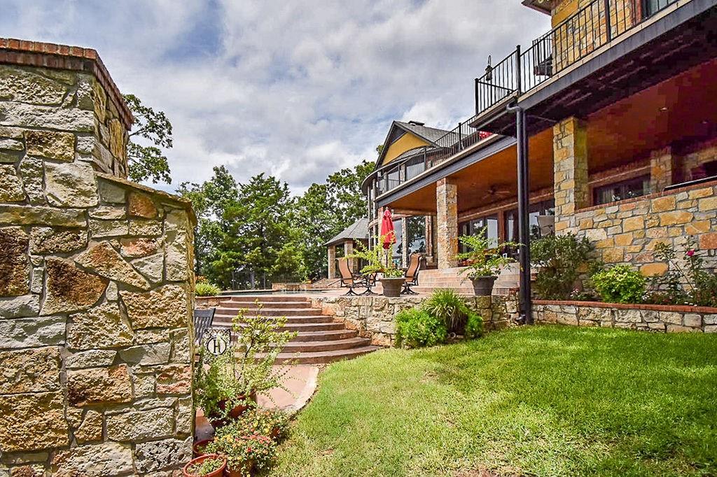 Eagles Bluff - Residential