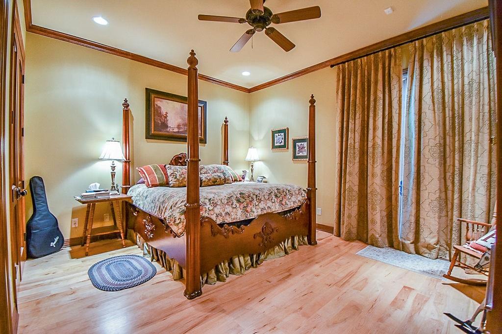 Eagles Bluff - Residential