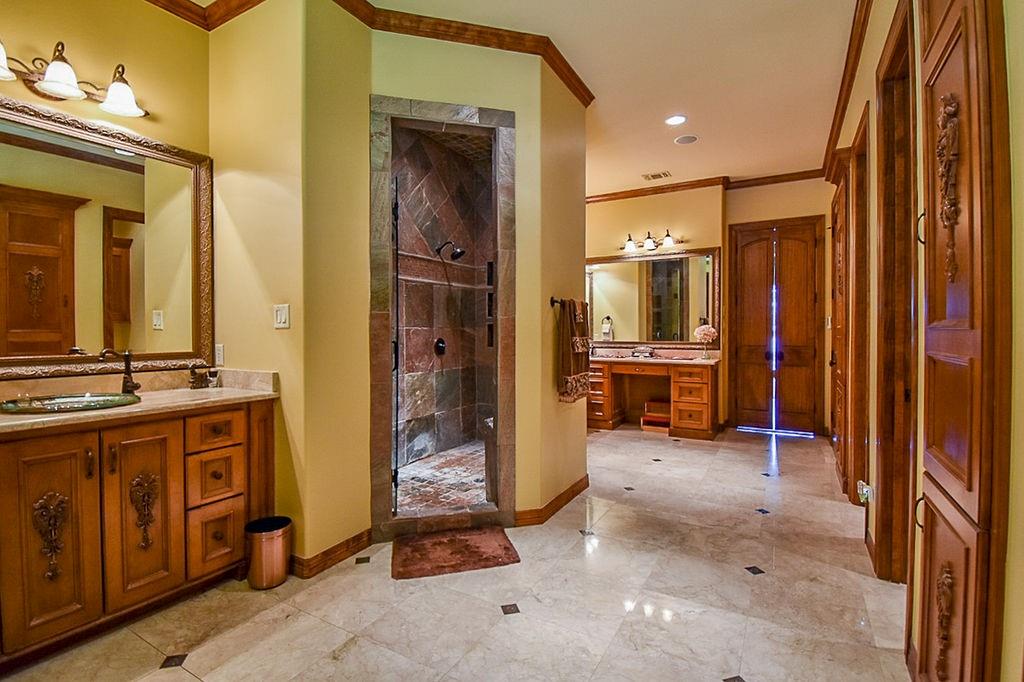 Eagles Bluff - Residential