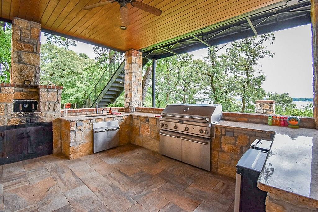 Eagles Bluff - Residential