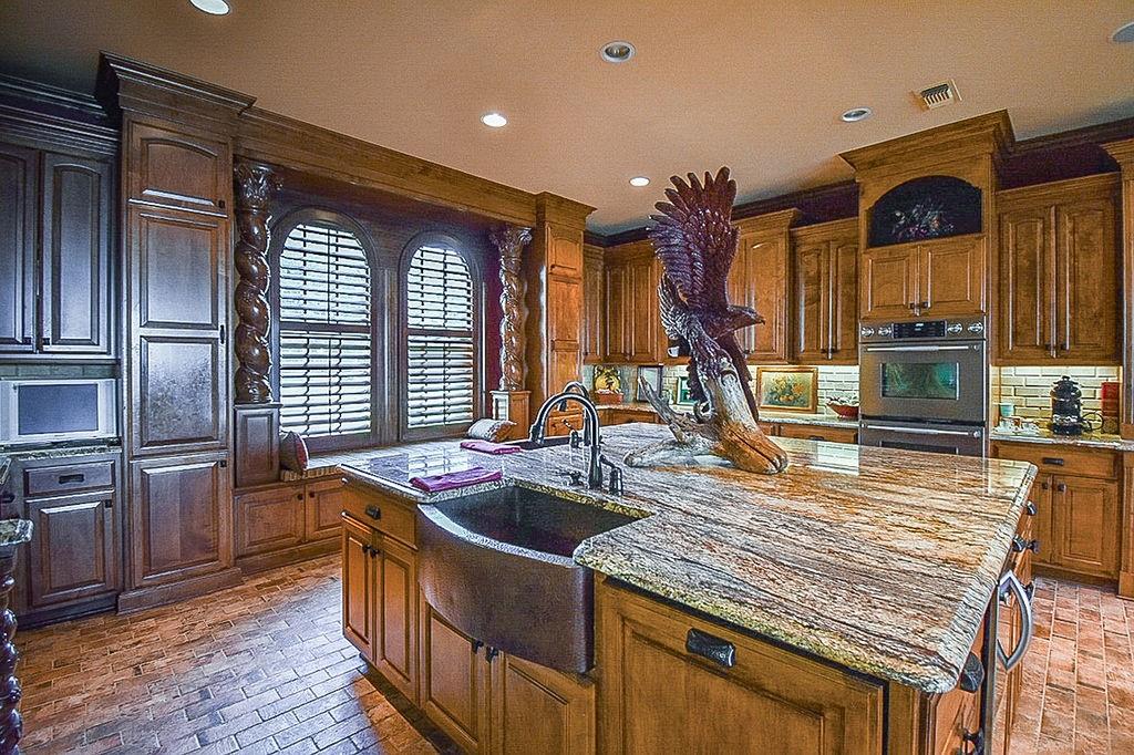 Eagles Bluff - Residential