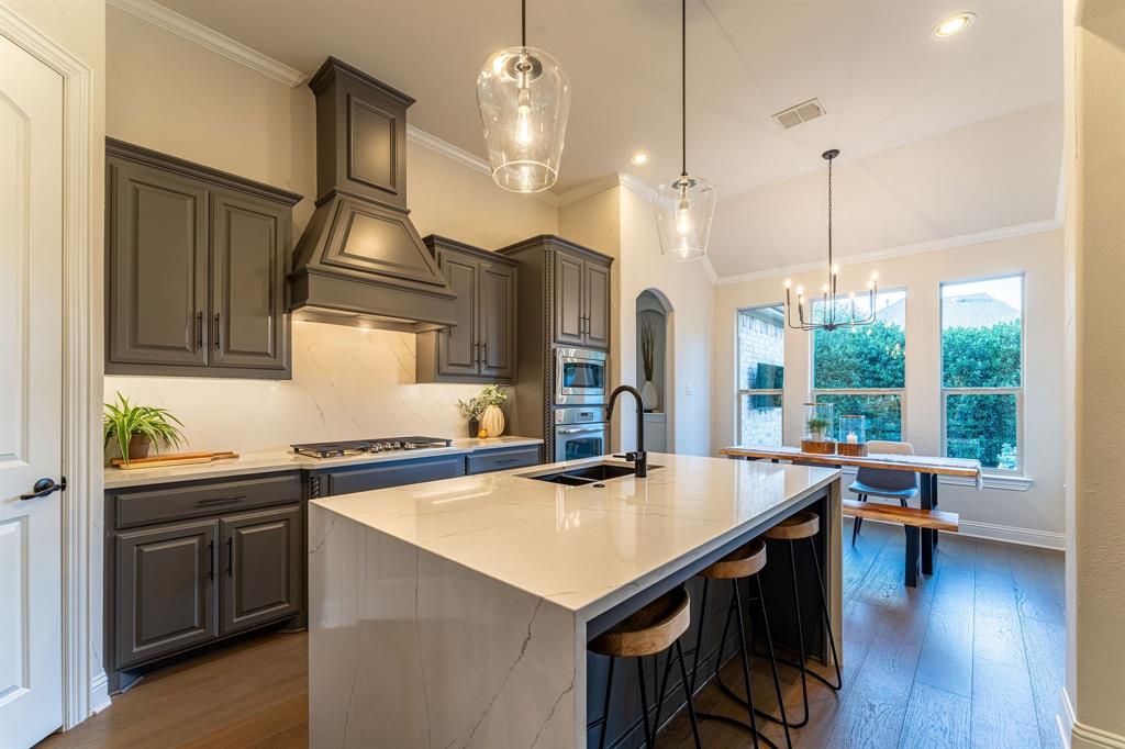 2603 Broadway Drive