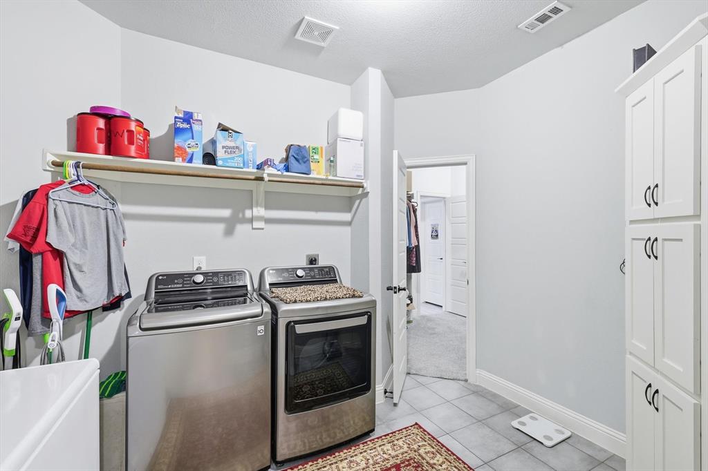 De Berry Estates Ph 1 - Residential