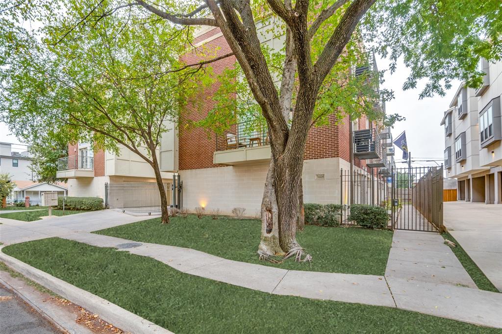 Eastside On Lindell Condo Ph 02 - Residential