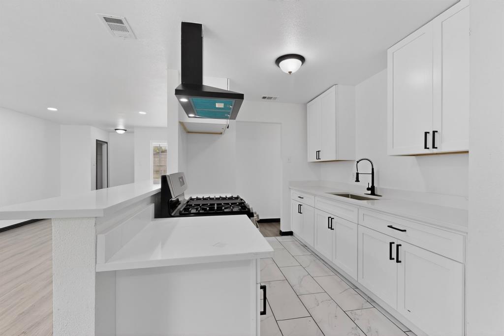 Rustic Hills Add 1st Instl - Residential