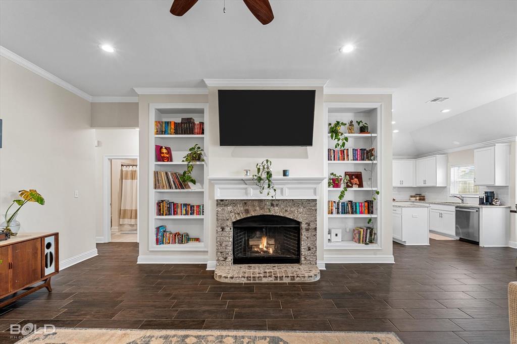 Tuscany Xing - Residential