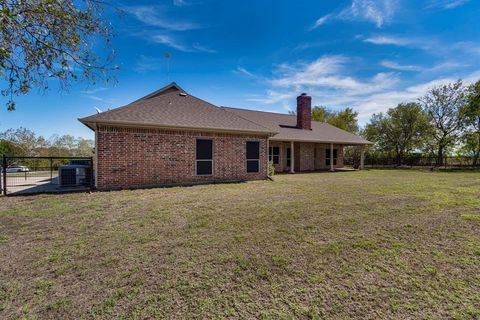 A home in Waxahachie