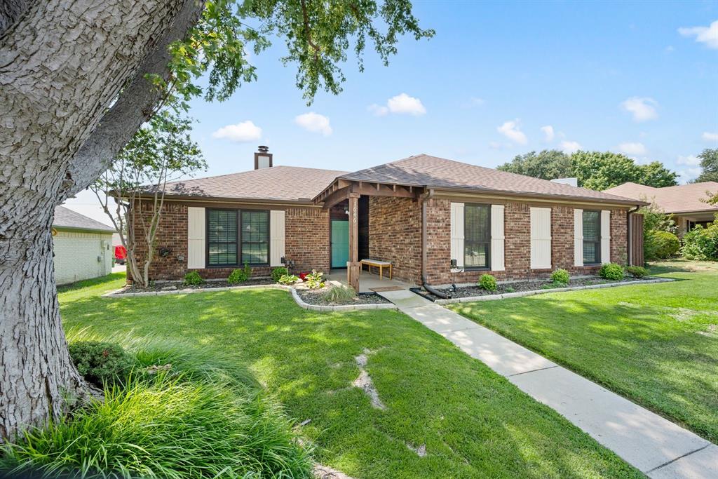 1646 Autumn Breeze Lane