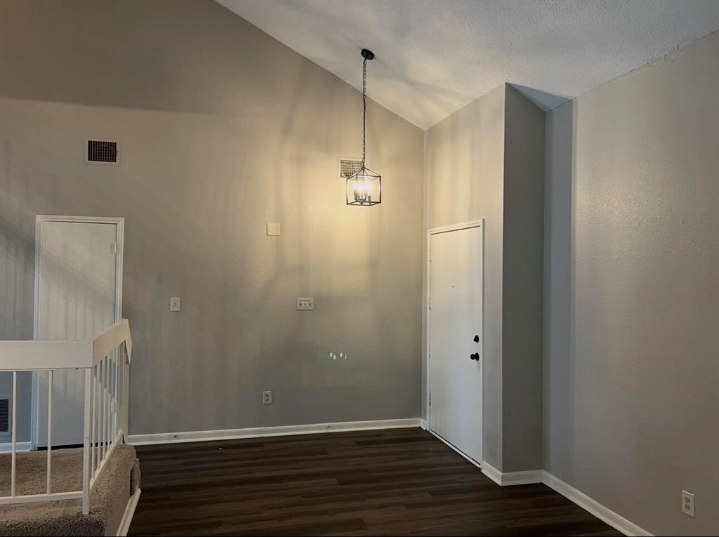 2462 Claremont Drive