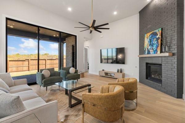 Mustang Lakes - Residential