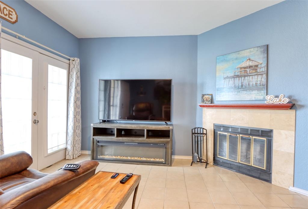 Anchorage Condos Ph I - Residential