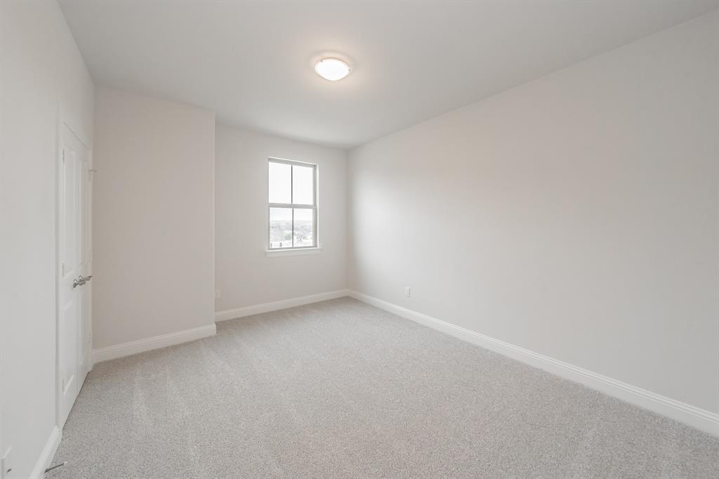 Lake Parc Vlg - Residential Lease