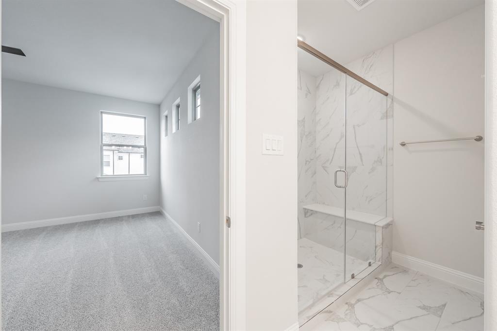 Lake Parc Vlg - Residential Lease