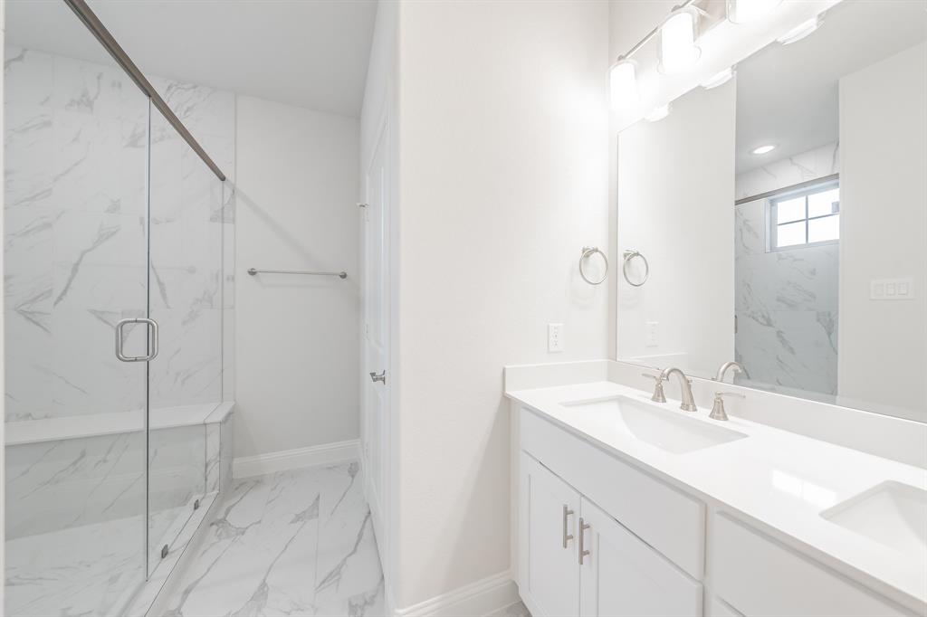 Lake Parc Vlg - Residential Lease