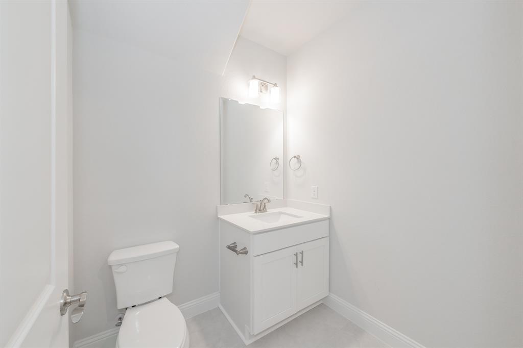 Lake Parc Vlg - Residential Lease