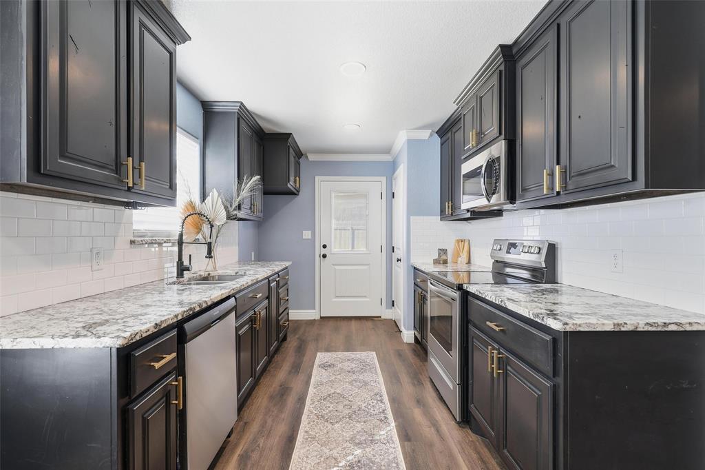 Canyon Creek III - Residential