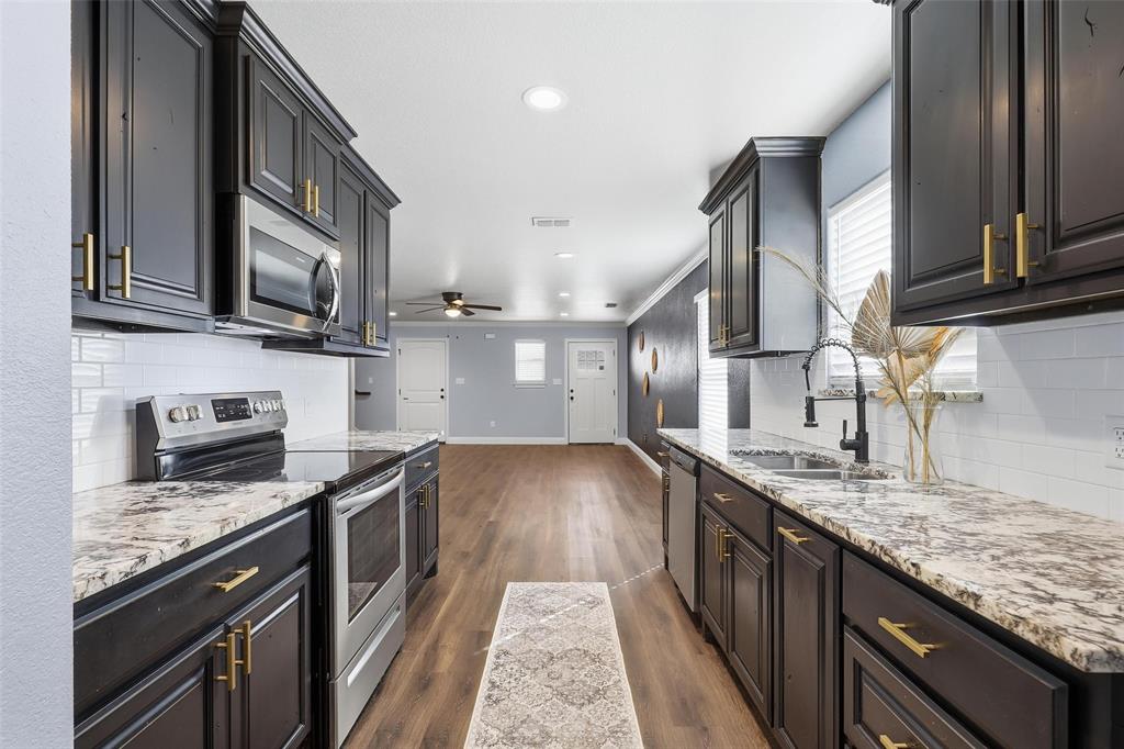 Canyon Creek III - Residential