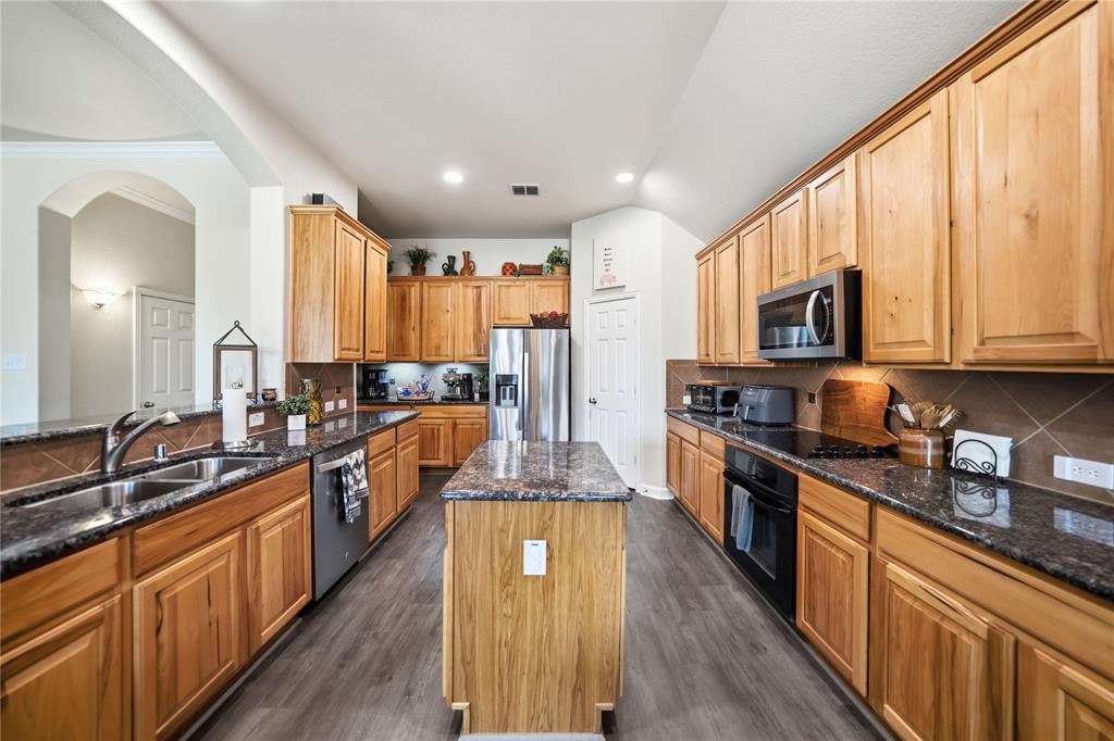 1003 Killian Drive