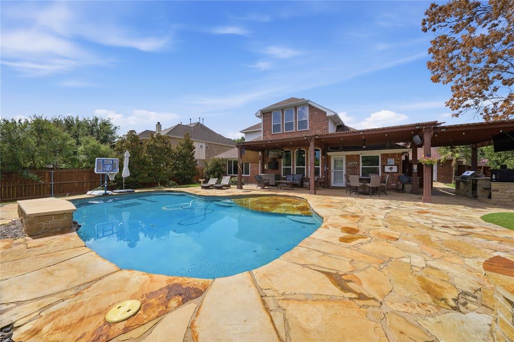 1003 Killian Drive