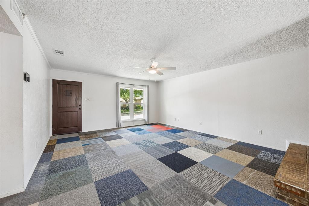 733 Mockingbird Drive