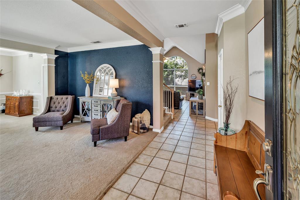 2807 Stonehurst Drive