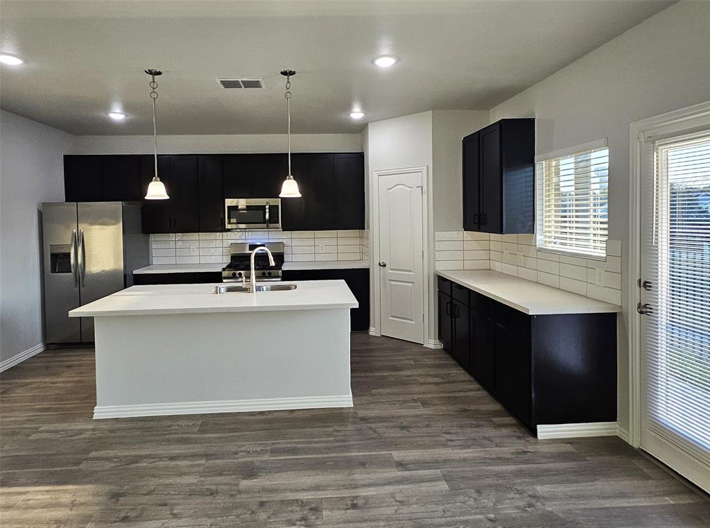 2225 Crooked Bow Drive