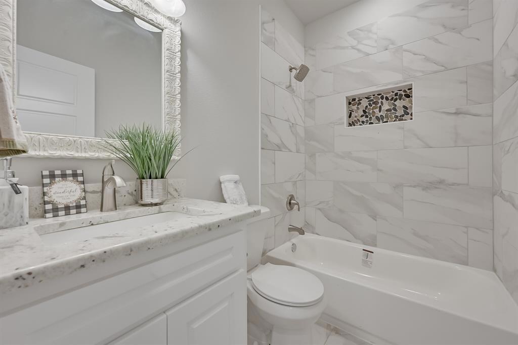 Rollie Estates - Residential