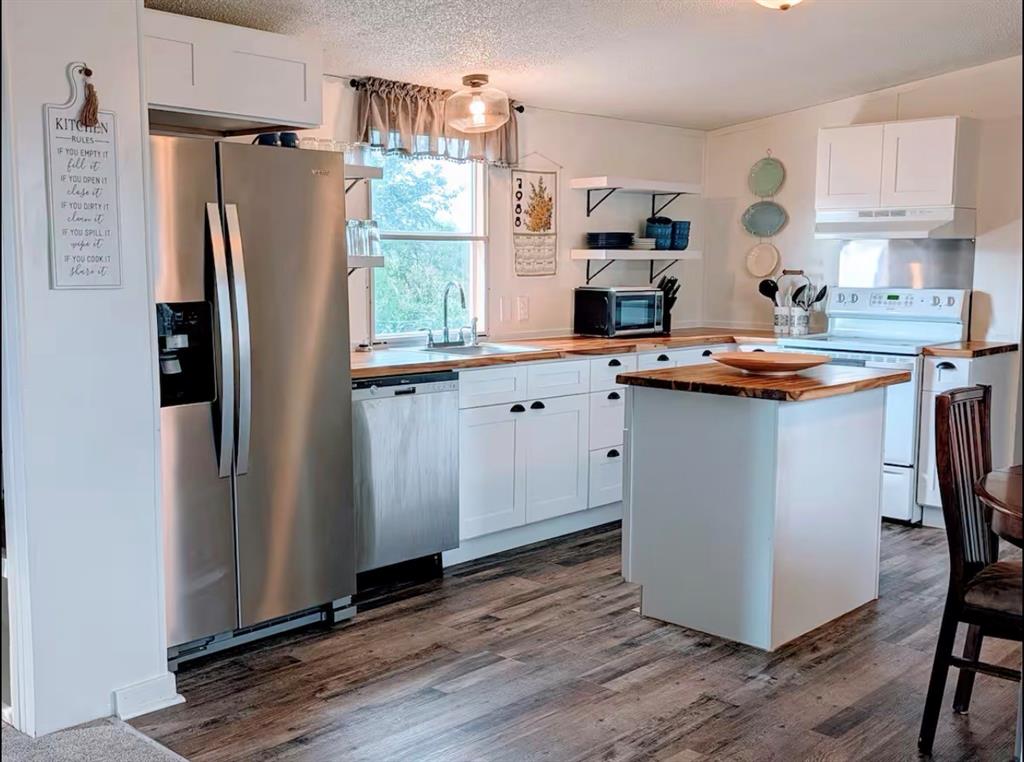 Gabriel Martinez Surv #194 - Residential