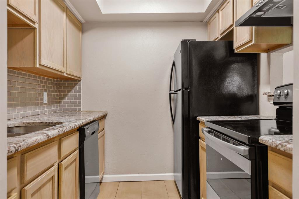 Meadowcreek Village Rev - Residential