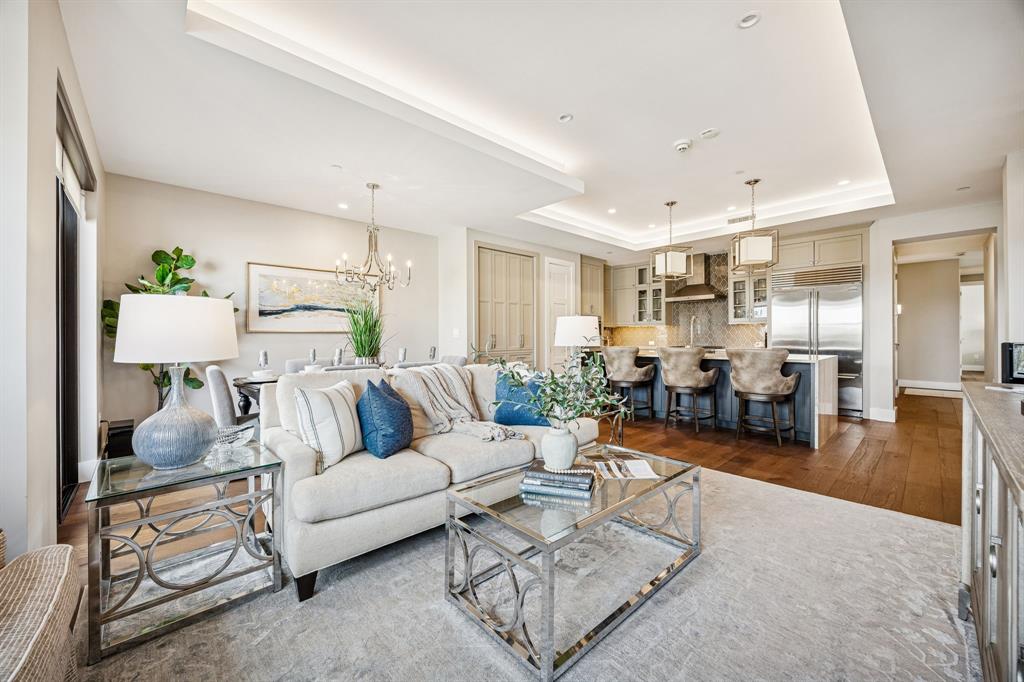 350 Central Avenue 210