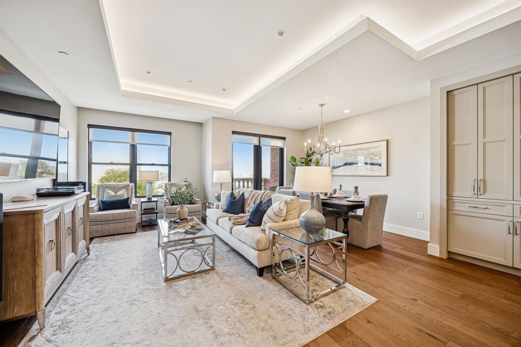 350 Central Avenue 210