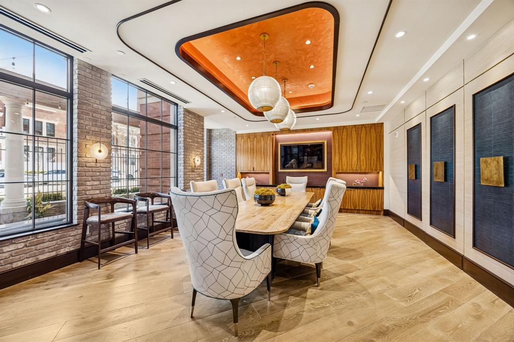 Parkview Condo - Residential