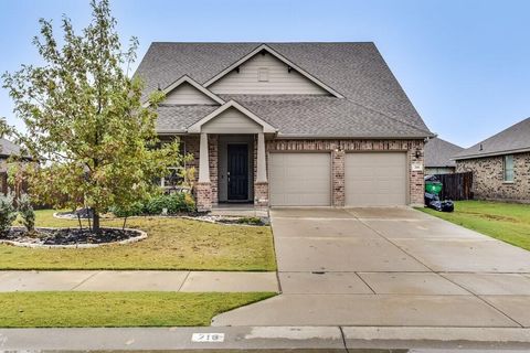216 Bay Waxahachie TX 75165