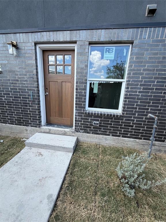 2514 Lucas Drive 101