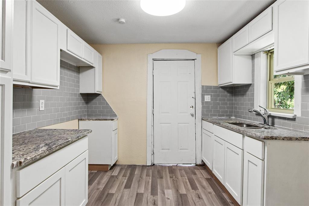 Suburban Home - Residential