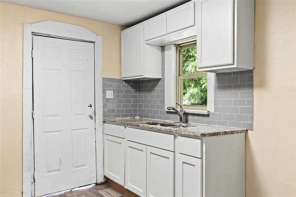 Suburban Home - Residential